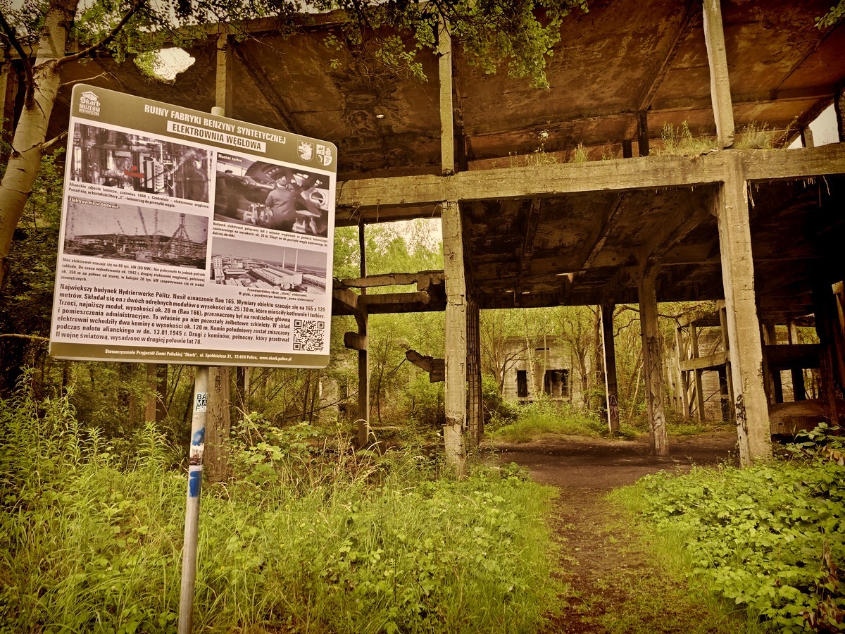 ruiny fabryki